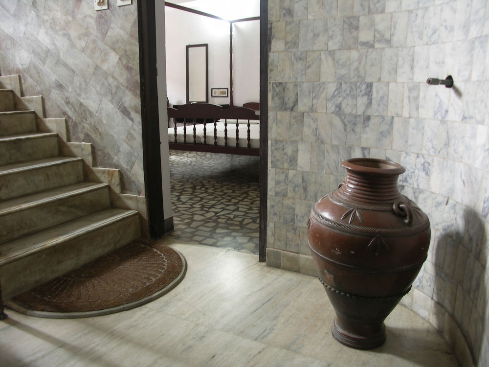 Hotel Park Avenue Kochi Beltér fotó