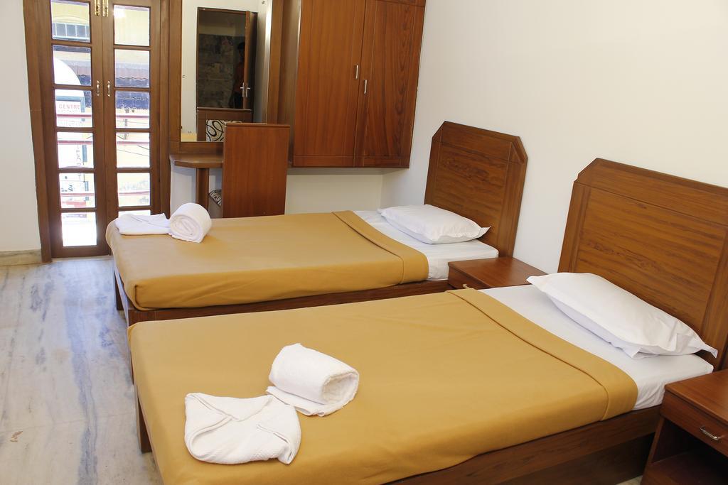 Hotel Park Avenue Kochi Szoba fotó