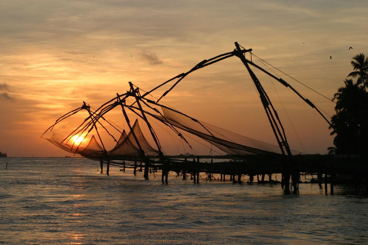 Hotel Park Avenue Kochi Kültér fotó